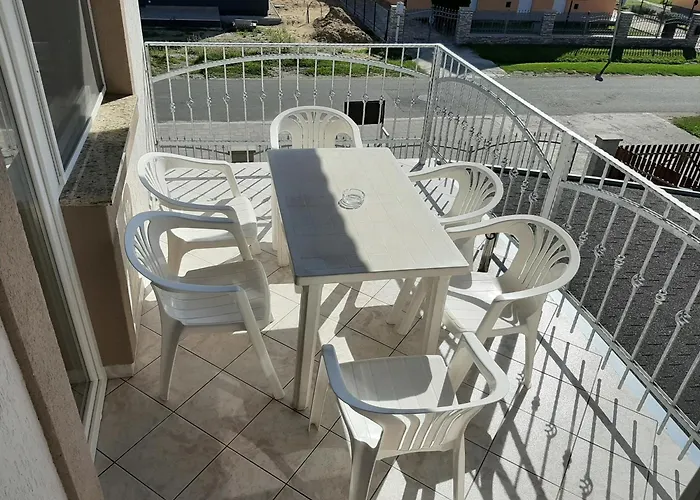 11 Feroehelyes Apartament